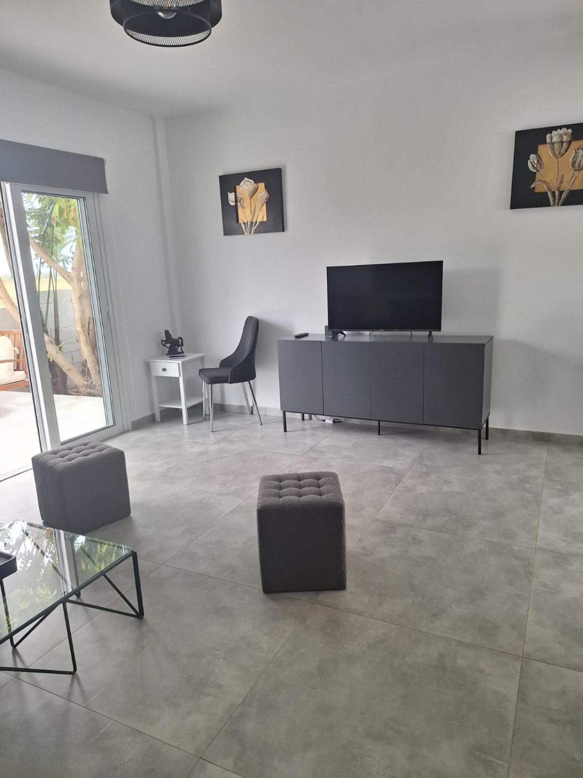 Villa Lava *